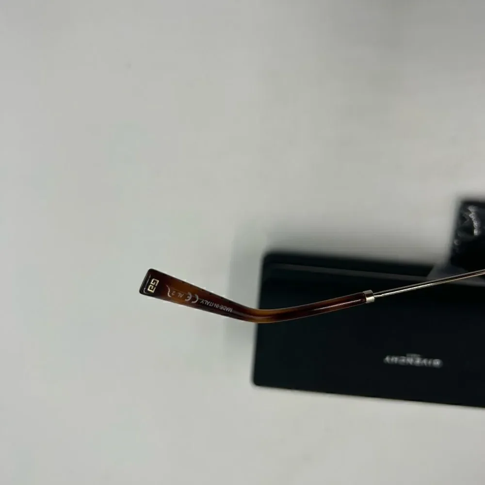 Givenchy unisex sunglasses made in Italy